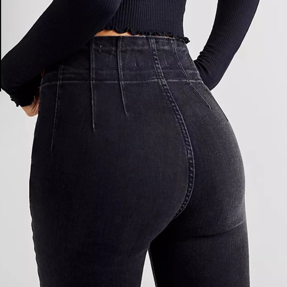 NWT Free People Jayde Flare Jeans - Picture 2 of 11